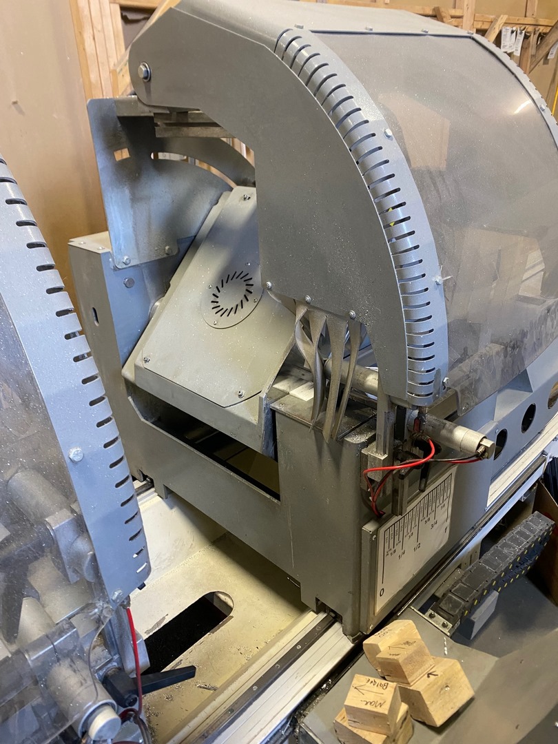 Scie à onglets numerique CNC double Mepal Fly 250 lame de 20 pouces. 2014 – Image 4