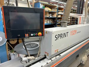 Plaqueuse de chants Holzher Sprint 1329 Premium Pre-milling avec convoyeur