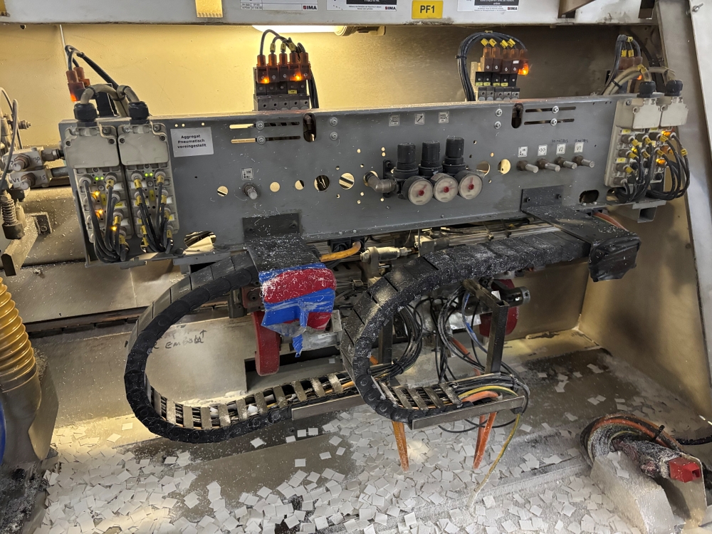 Plaqueuse de chants IMA Advantage 220 pre-milling – Image 5