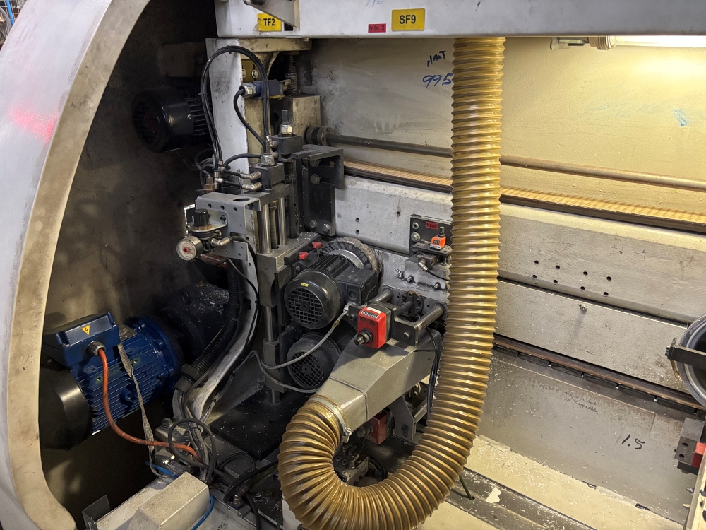 Plaqueuse de chants IMA Advantage 220 pre-milling – Image 7
