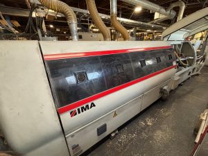 Plaqueuse de chants IMA Advantage 220 pre-milling