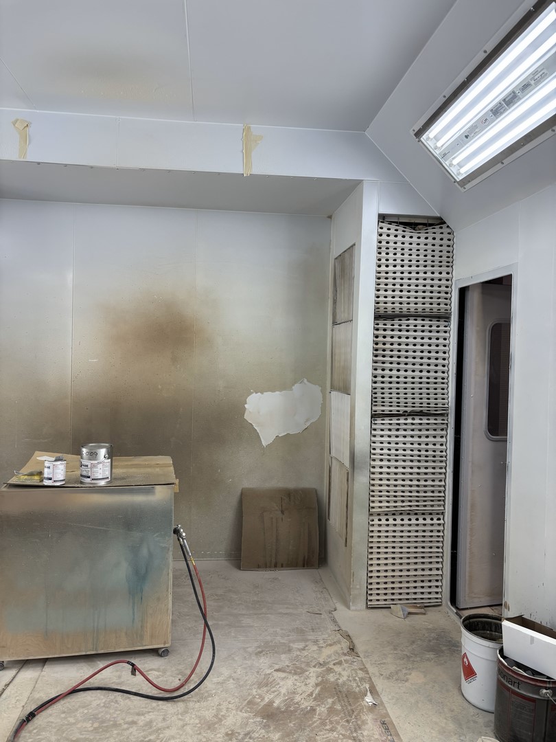 Chambre à peinture Laflamme air-Libre Inc 14 x 24 x 10 pieds haut – Image 3