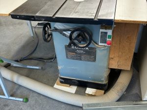Banc de scie Delta Unisaw 220 volts