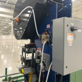 Presse azimuth modèle 33-AC (punch press)