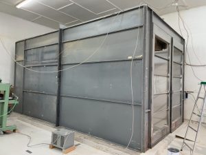 Chambre à peinture 12 x 24 x 11 pieds haut