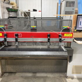 Perceuse inséreuse a goujons CNC Gannomat 480