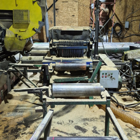 Déligneuse avec scie mobile 20 HP avec laser