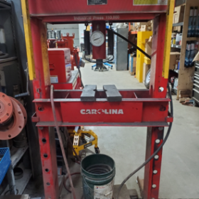 Presse manuelle hydraulique Carolina Industrial 55 tonnes