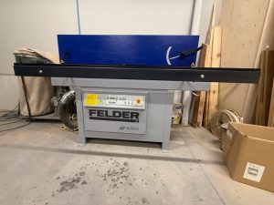Plaqueuse de chants Felder G330